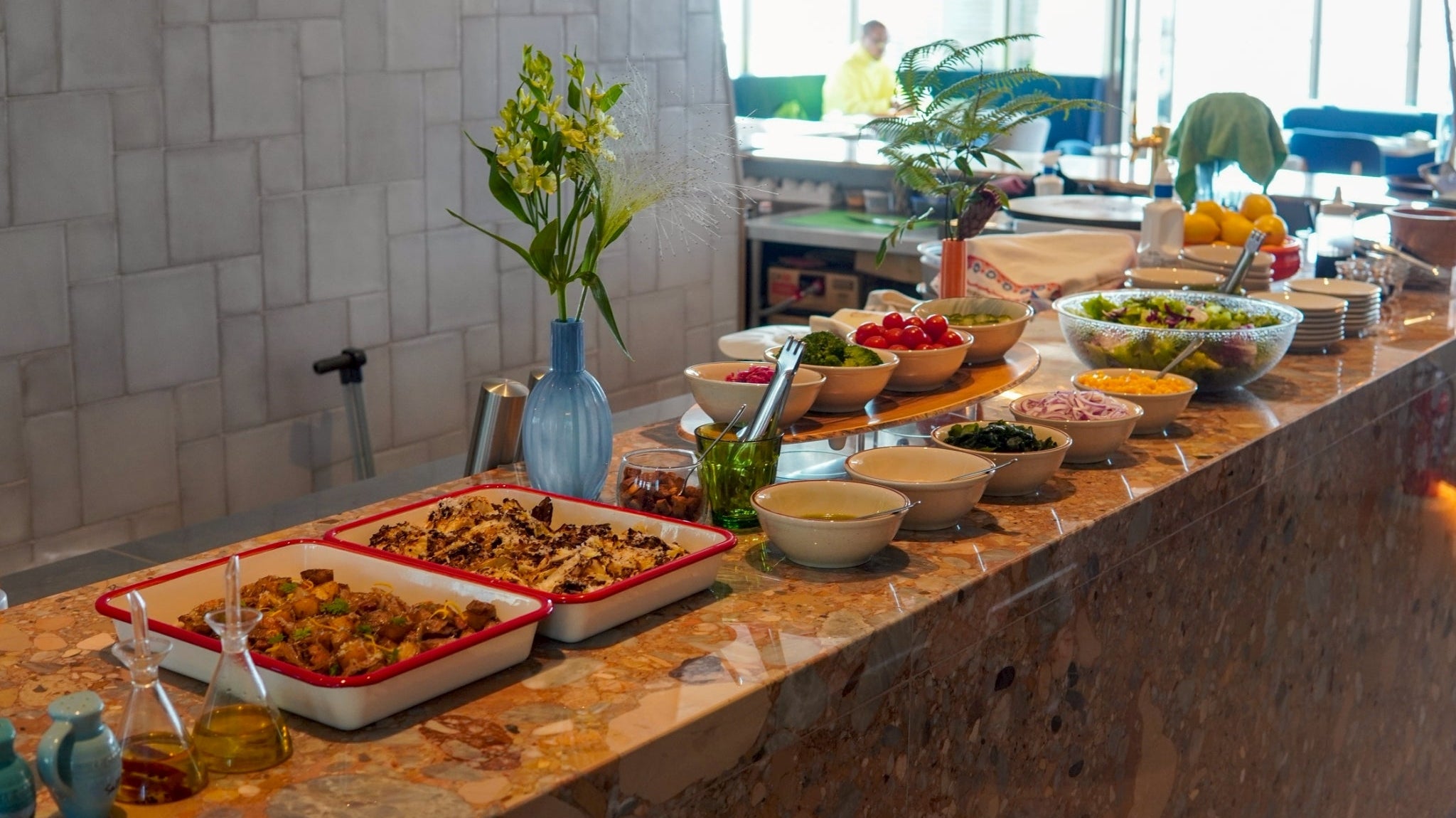 NEW!モーニング&ランチ サラダブッフェスタート!